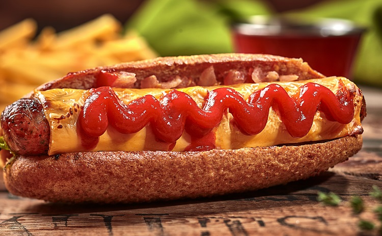 pode congelar cachorro-quente pronto